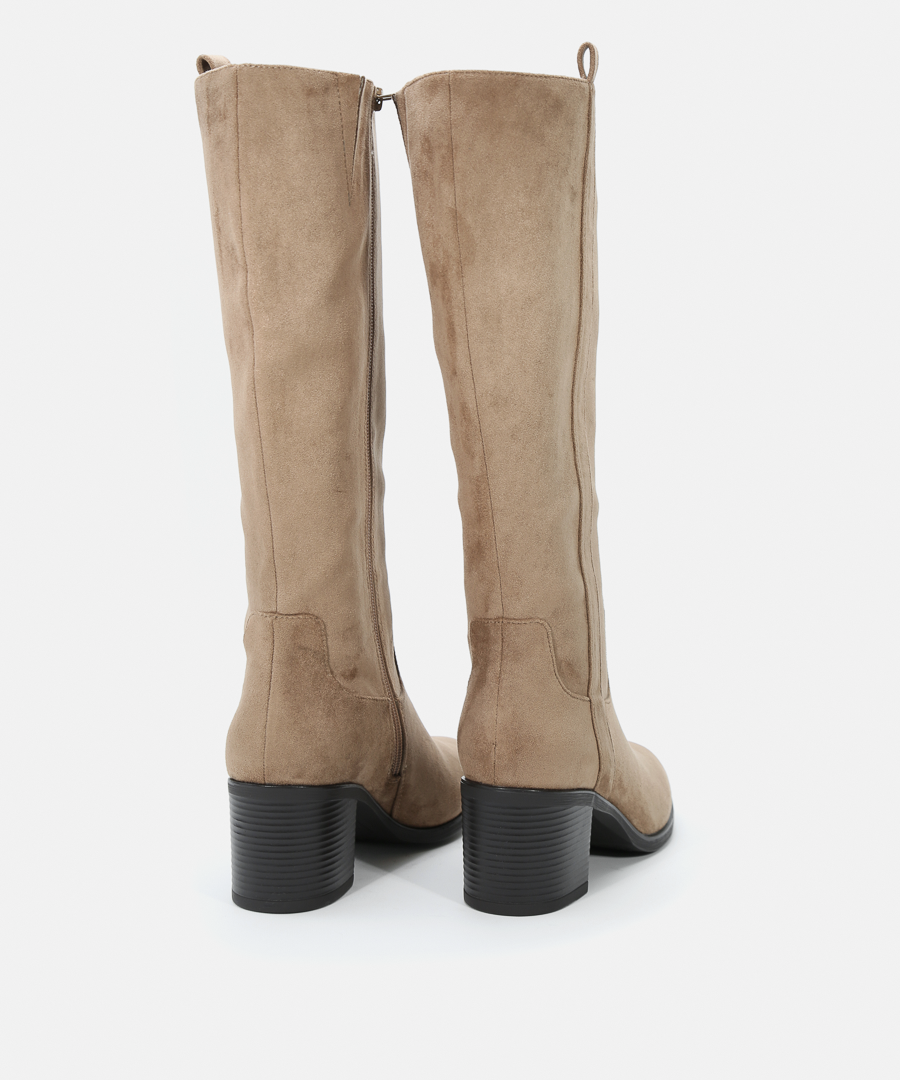 Botas altas tac&oacute;n image number null